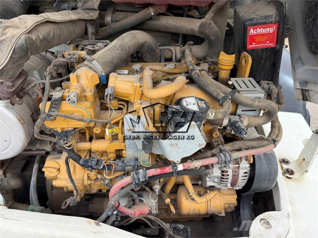 CAT 908M Tekerlekli yükleyiciler