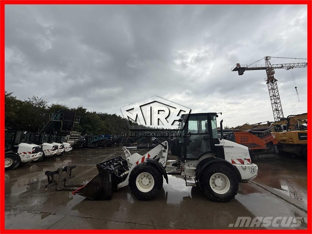CAT 908M Tekerlekli yükleyiciler