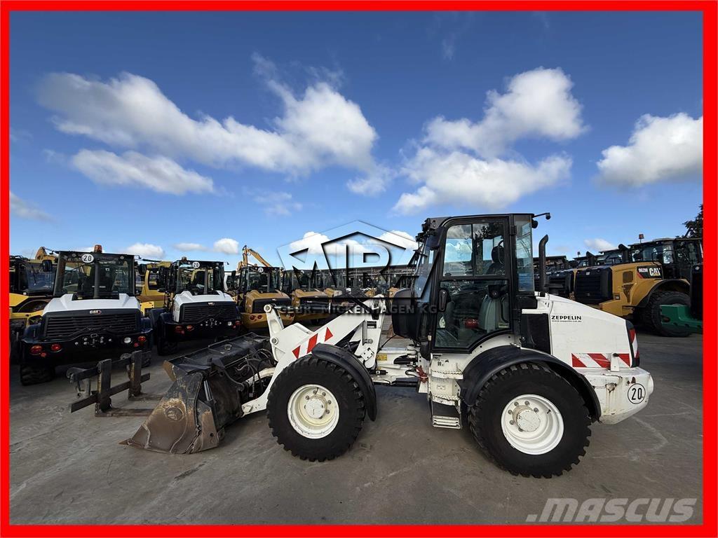 CAT 908M Tekerlekli yükleyiciler