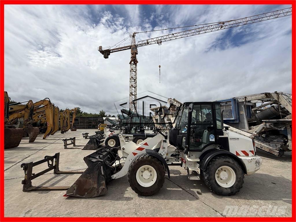 CAT 908M Tekerlekli yükleyiciler