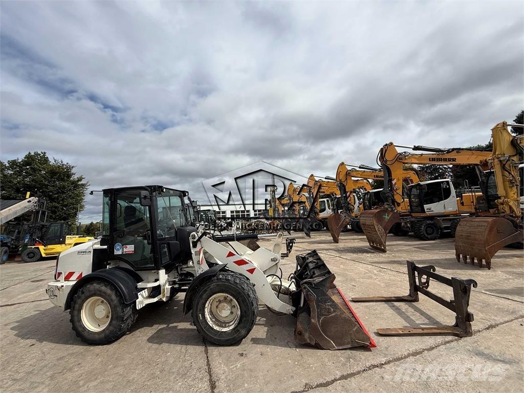 CAT 908M Tekerlekli yükleyiciler