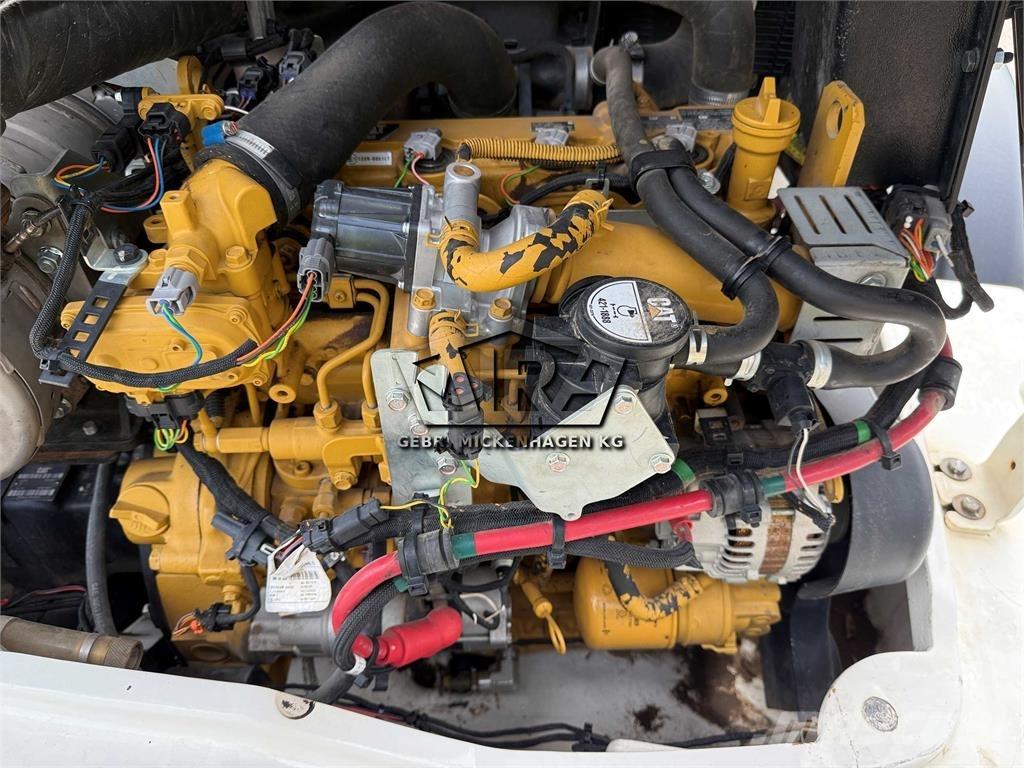 CAT 908M Tekerlekli yükleyiciler