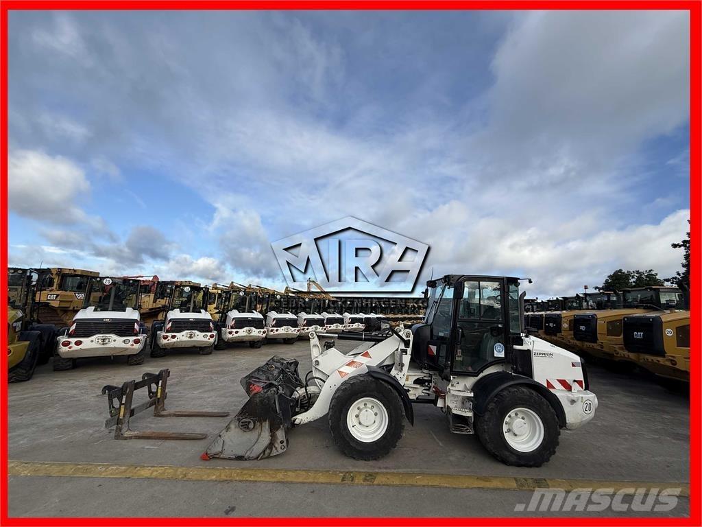 CAT 908M Tekerlekli yükleyiciler