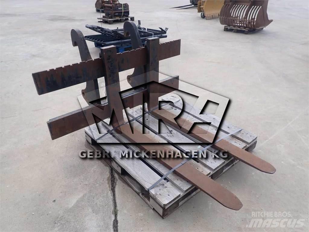 CAT 926 Çatallar