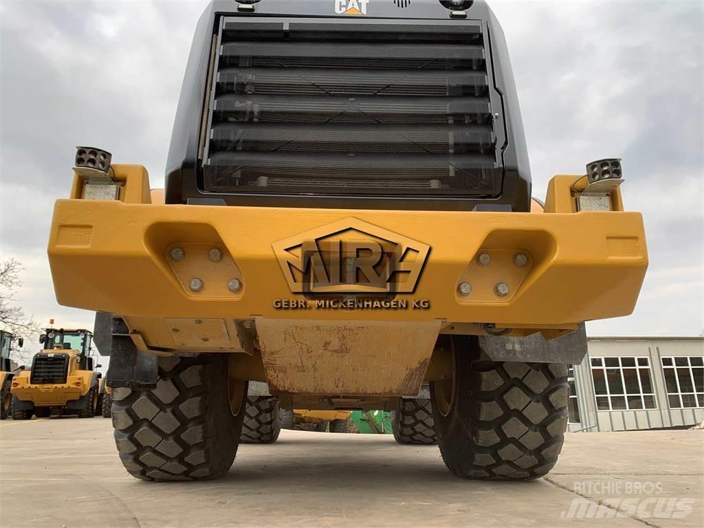 CAT 966M Tekerlekli yükleyiciler