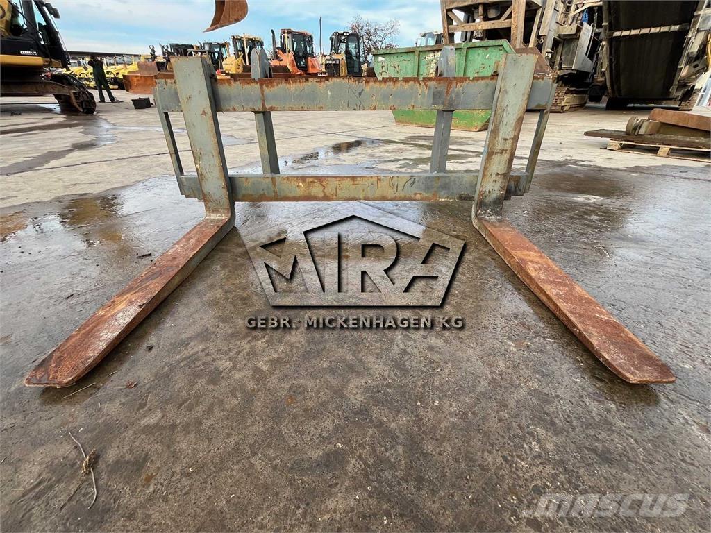 Volvo SW / L90 Çatallar