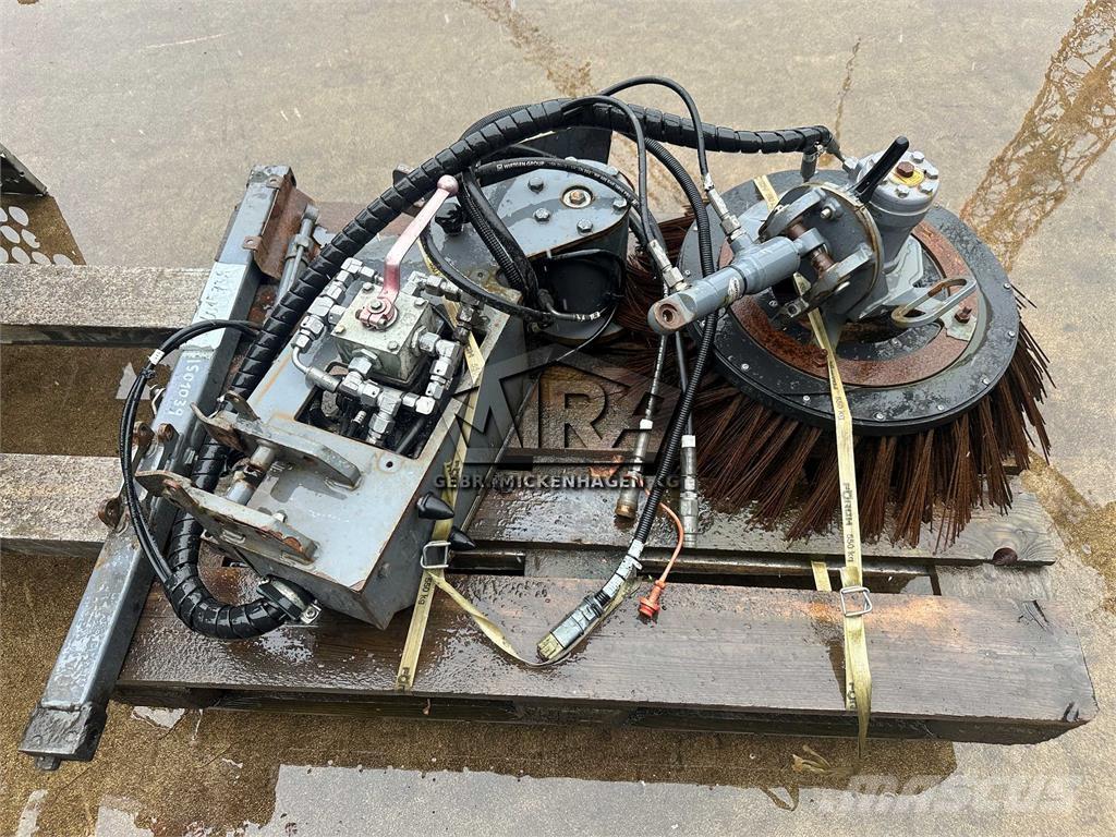 Wirtgen W50 / W60 Süpürme kamyonları