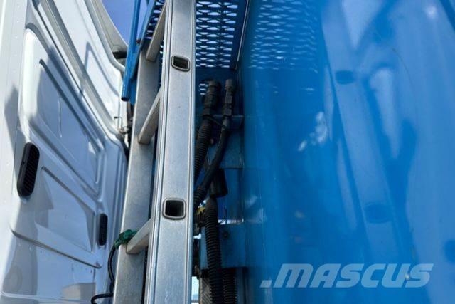 Carnehl CSS/AL 93m3 Kapali kasa yari römorklar