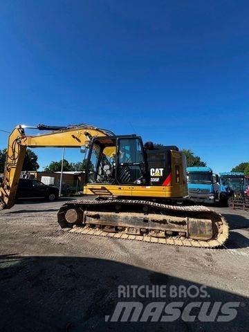 CAT 335 F Paletli ekskavatörler