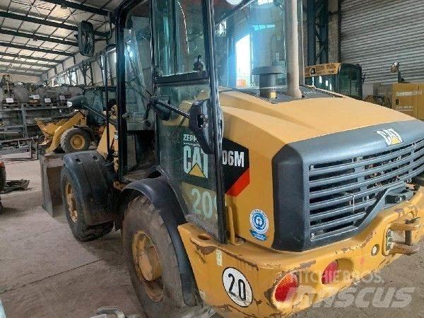 CAT 906M Tekerlekli yükleyiciler
