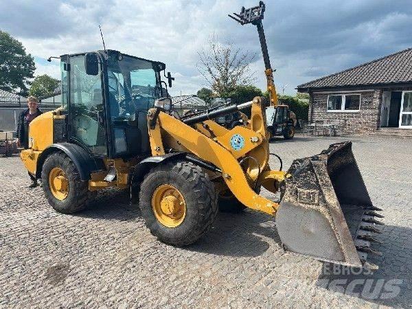 CAT 906M Tekerlekli yükleyiciler