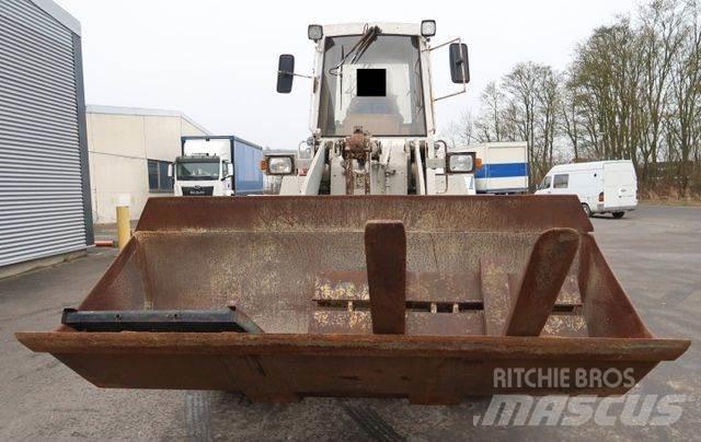 CAT 910 E Tekerlekli yükleyiciler