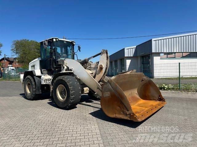 CAT 938 M / High Lift Tekerlekli yükleyiciler