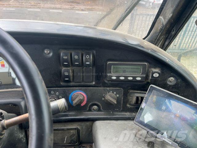 CAT erpillar 735 E Diger