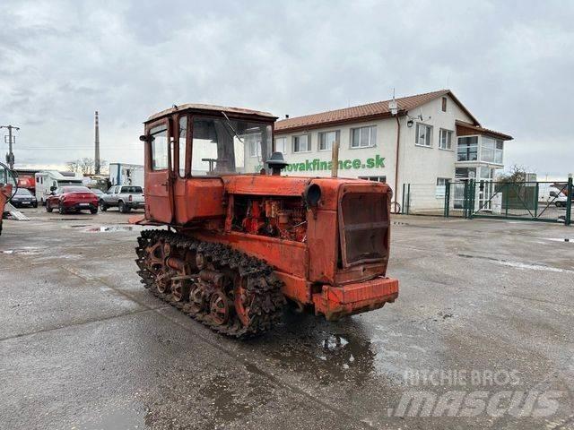  DT75 buldozer Paletli dozerler