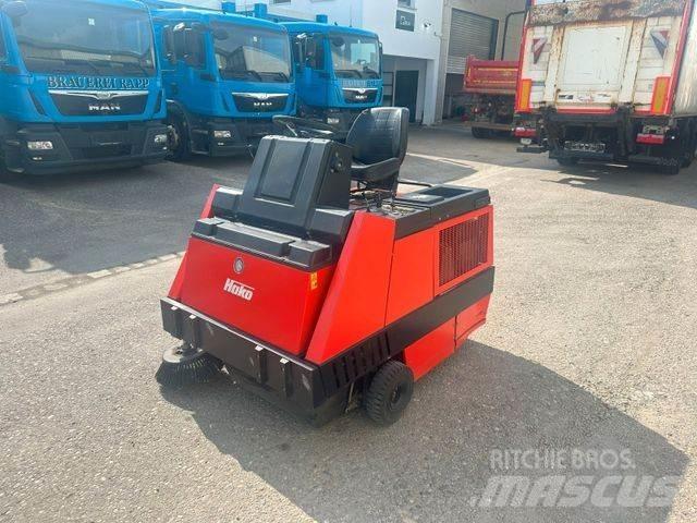 Hako JONAS 1100D Süpürme kamyonları