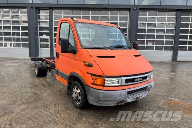 Iveco 35C12 4x2 Diger