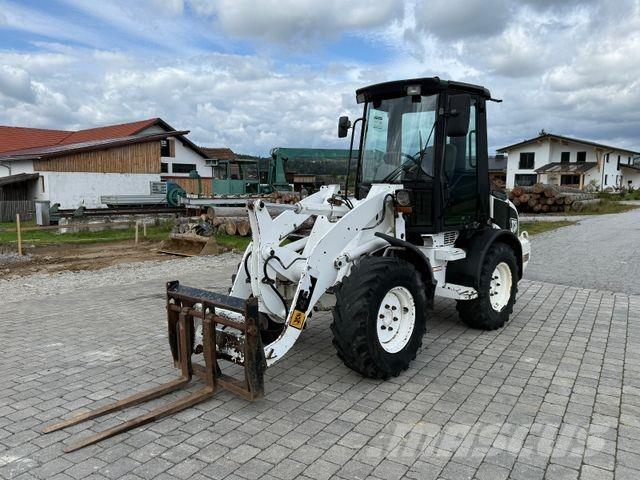 JCB 407 Tekerlekli yükleyiciler