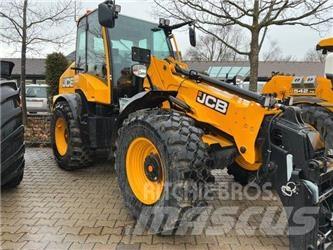 JCB TM 320 Tekerlekli yükleyiciler