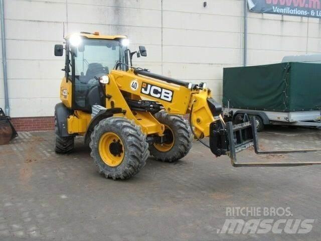 JCB TM220 Agri Ön yükleyici ve kazicilar