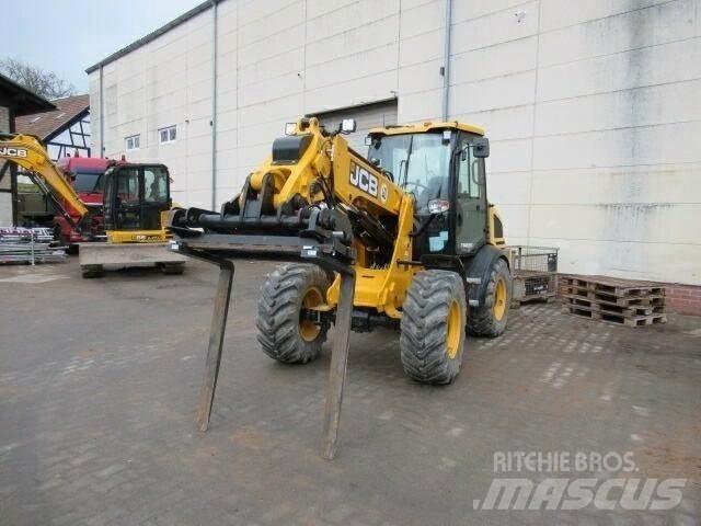 JCB TM220 Agri Ön yükleyici ve kazicilar