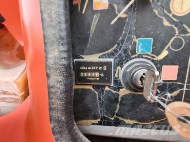 JLG 450 AJ - Körüklü personel platformları