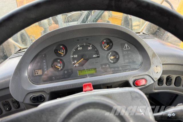 Komatsu WA480-6 Diger