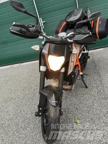 KTM 690 DUKE Diger kamyonlar
