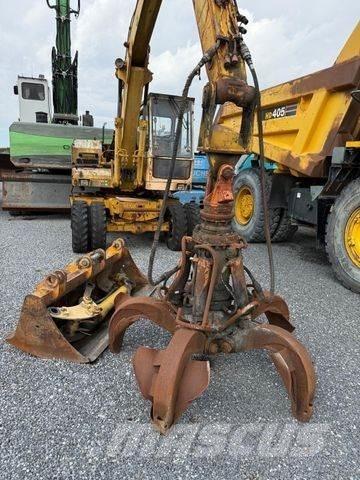 Liebherr A902 Lastik tekerli ekskavatörler
