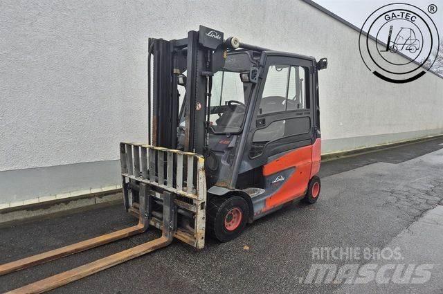 Linde E25/600 HL Elektrikli forkliftler