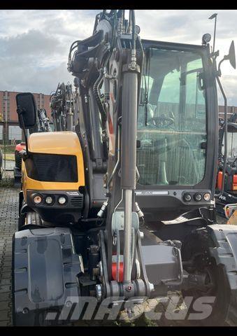 Mecalac 7 MWR Lastik tekerli ekskavatörler