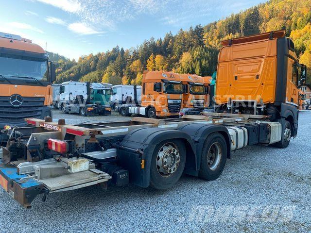 Mercedes-Benz 2542 Çekiciler
