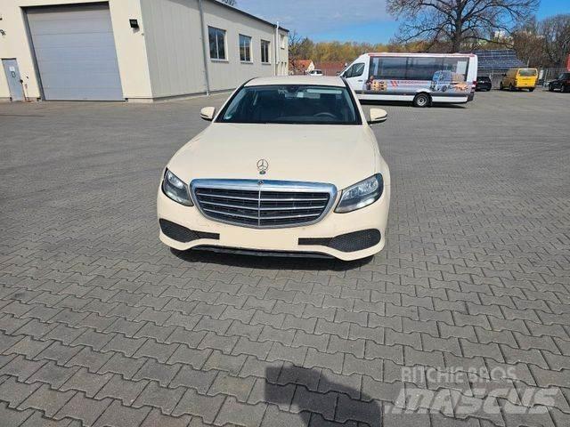 Mercedes-Benz E 200 Otomobiller