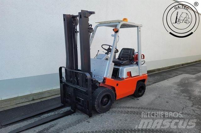Nissan FO1 A15U LPG'li forkliftler