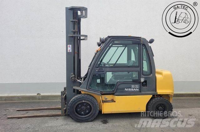 Nissan YG1D2A320 Dizel forkliftler