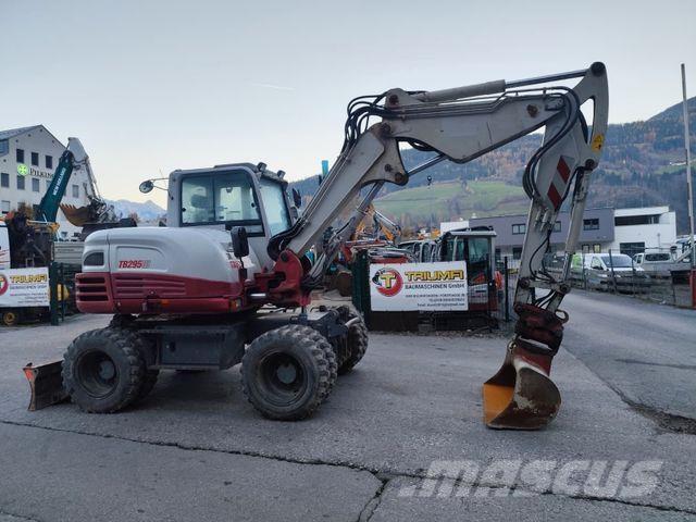 Takeuchi TB295W Lastik tekerli ekskavatörler