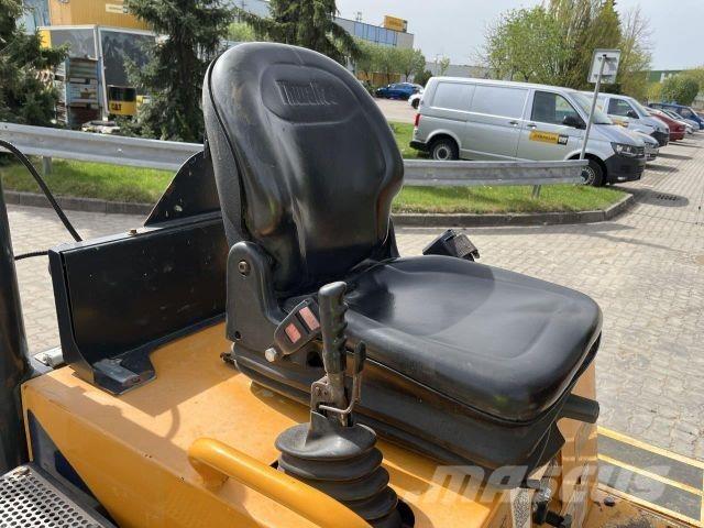 Thwaites MACH477 Diger