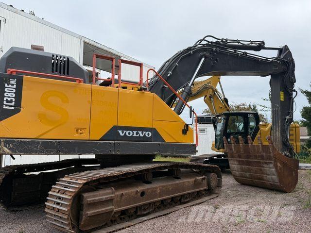 Volvo EC 380E NL Paletli ekskavatörler