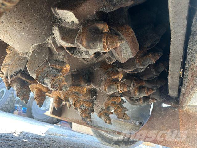 Wirtgen W 1000 Asfalt sericiler