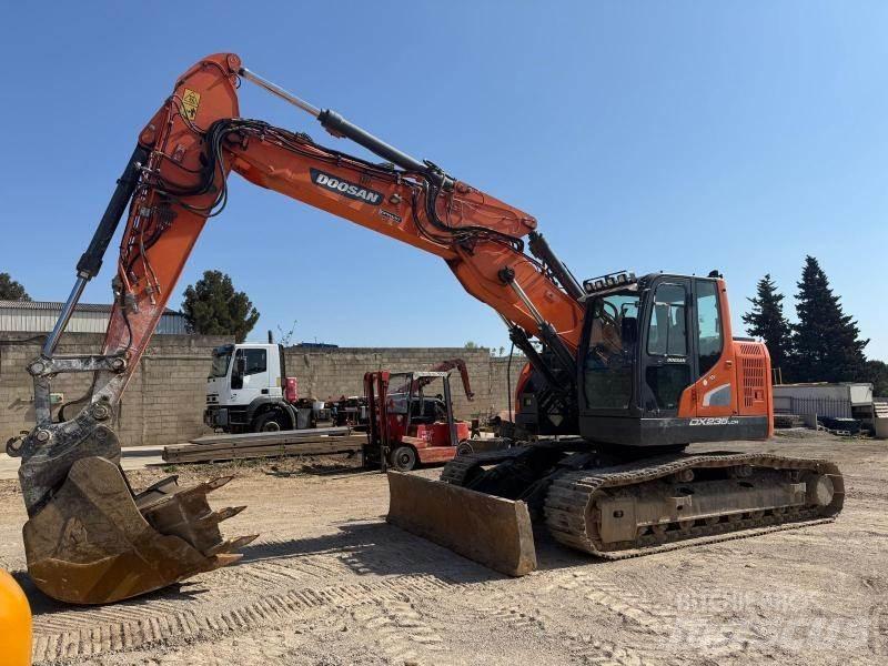 Doosan DX235LCR Paletli ekskavatörler