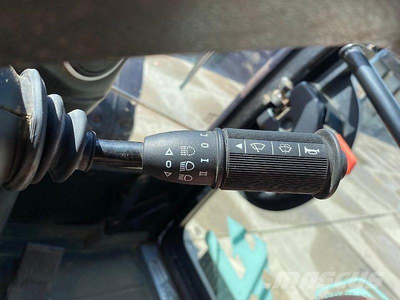 JCB TM 320 Teleskopik yükleyiciler