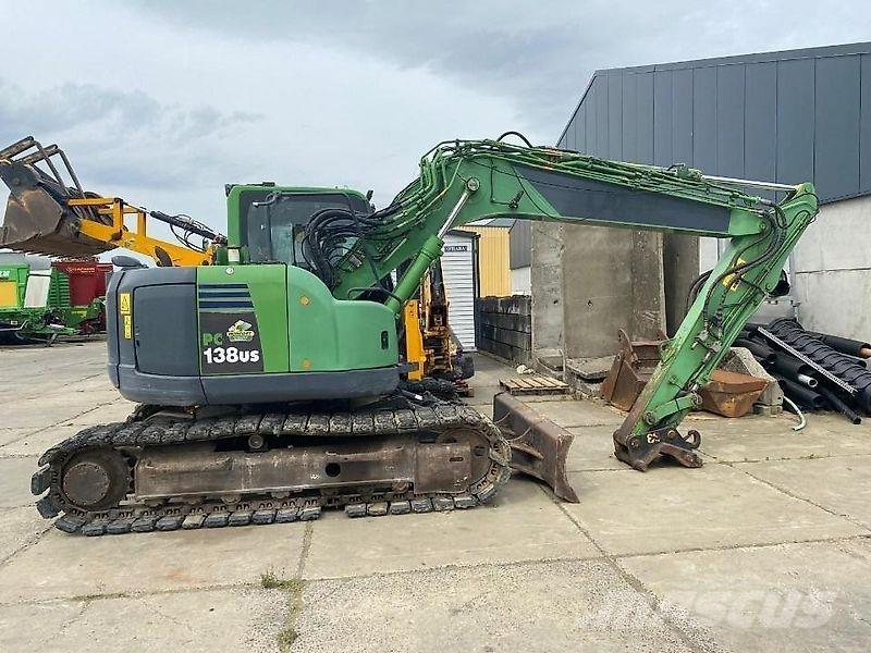 Komatsu PC138-8 Paletli ekskavatörler