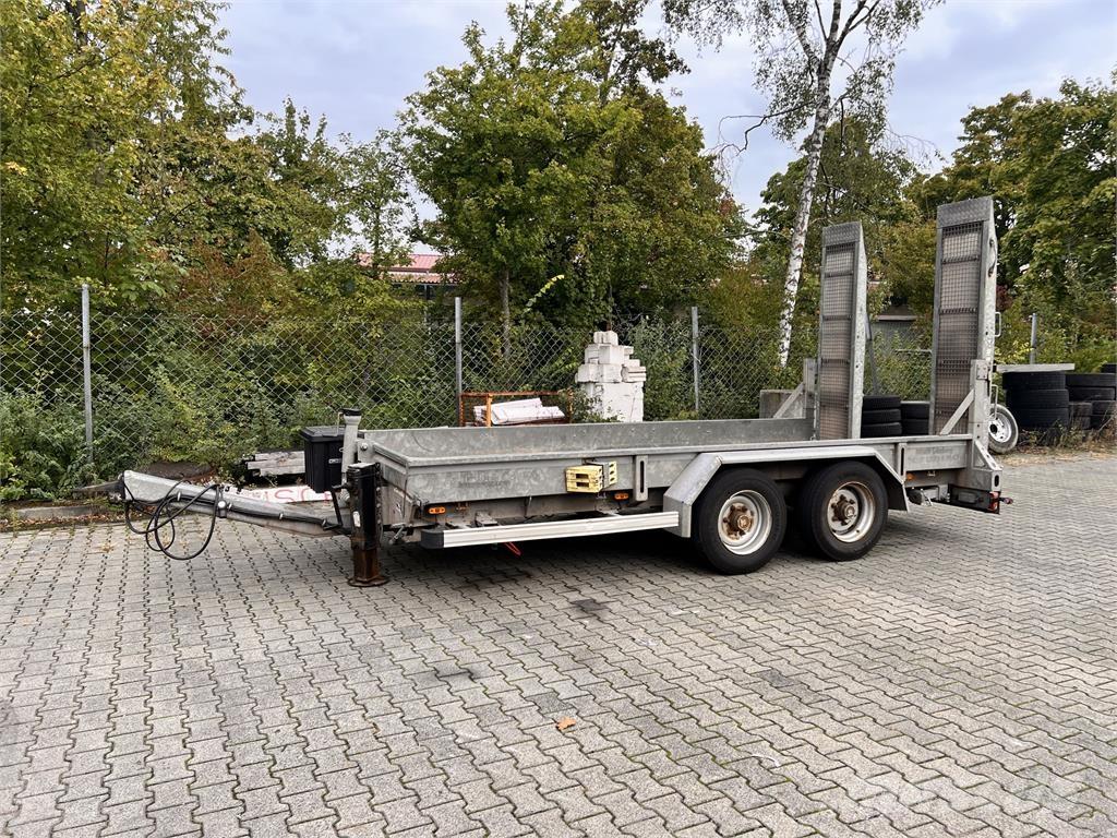 TT Tandemtieflader Alçak yükleyici