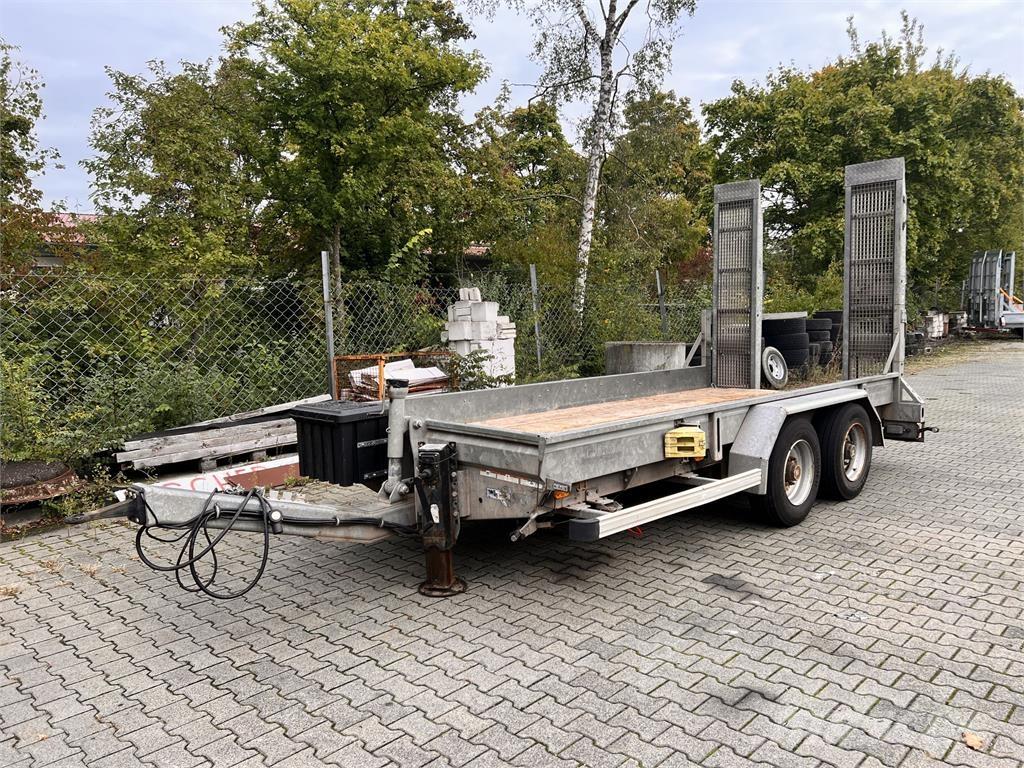 TT Tandemtieflader Alçak yükleyici