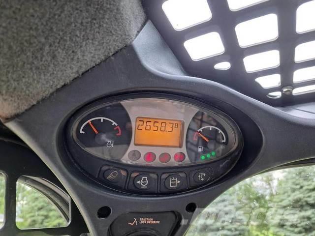 Bobcat T870 Diger