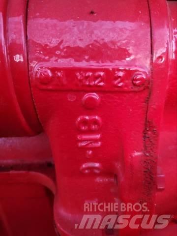 Ford 8 N Tractor Diger