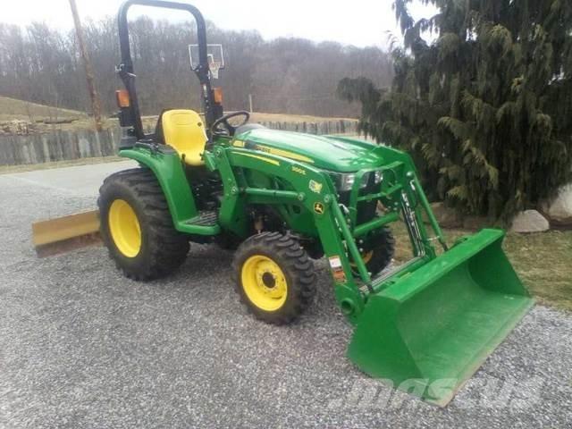 John Deere 3038 Diger