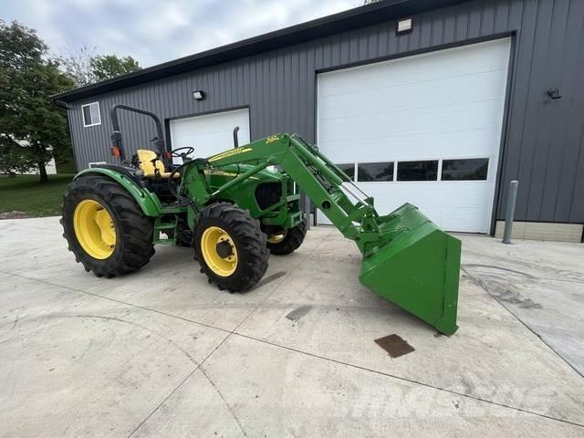 John Deere 5625 Diger