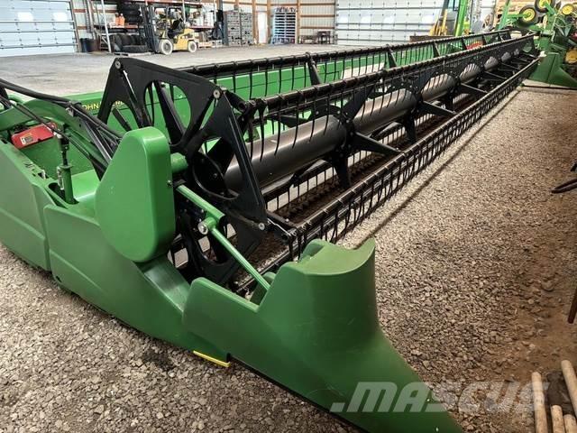 John Deere 635F Diger