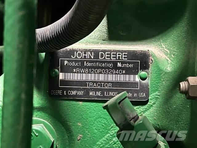 John Deere 8120 Diger